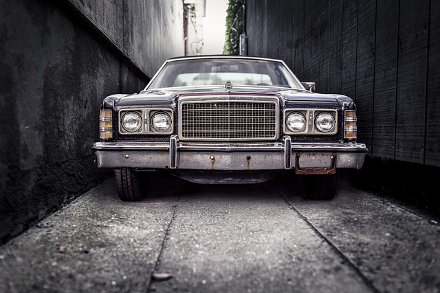 car, vehicle, ford, classic, automobile, retro, vintage, usa, antique, transportation, transport, style, oldtimer, grill, headlights, windshield, car wallpapers, automotive, narrow, alley